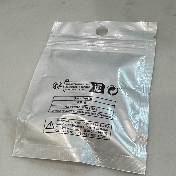 Elegant Silver Bracelet with Sparkling Accents - Picture 11 of 11